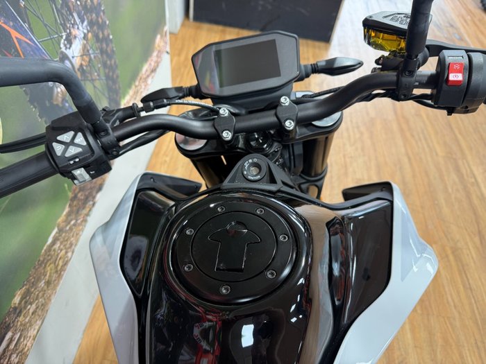 2024 Ktm 790 DUKE GREY