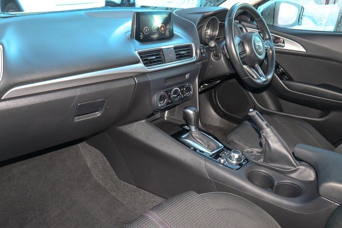 2016 Mazda 3 Maxx