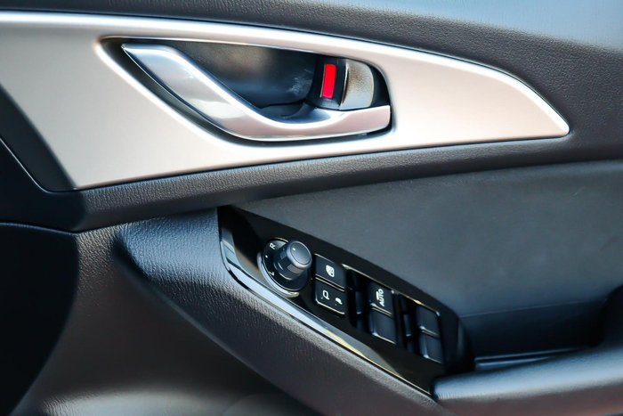 2016 Mazda 3 Maxx