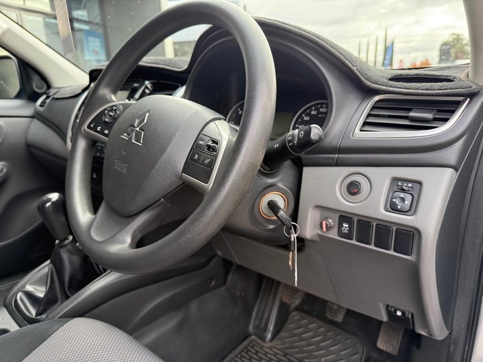 2016 Mitsubishi Triton GLX+
