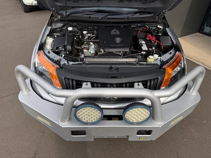 2016 Mitsubishi Triton GLX+