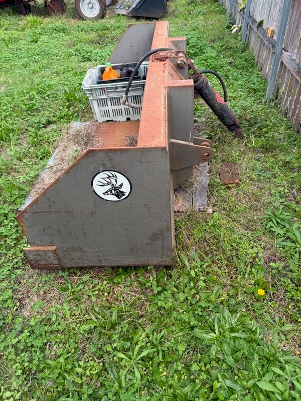 2000 Elkco 3TPL tipping Bucket