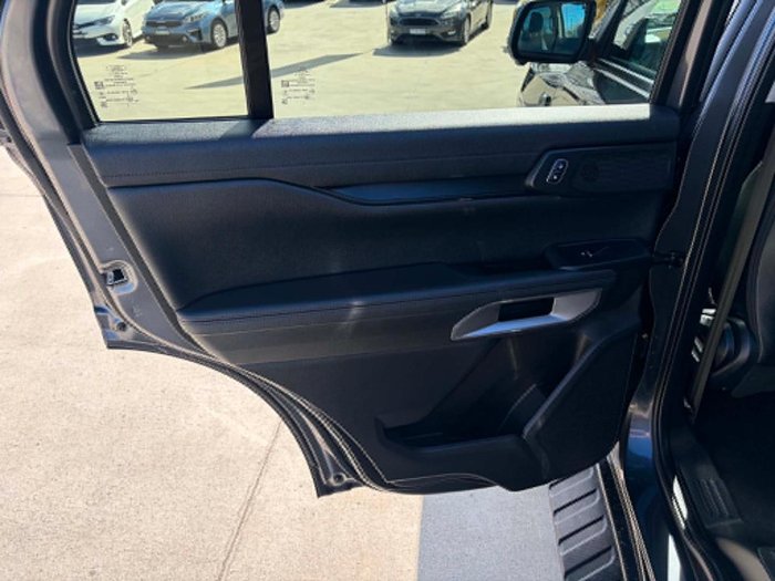 2025 Ford Everest Trend