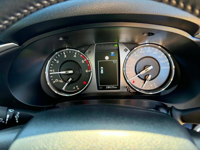 2021 Toyota Hilux SR5