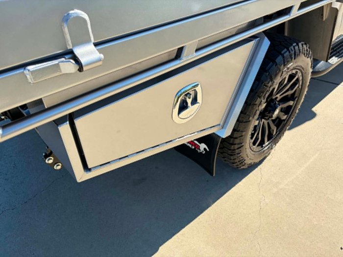 2021 Toyota Hilux SR5