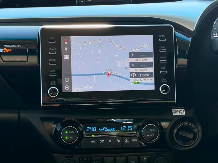 2021 Toyota Hilux SR5