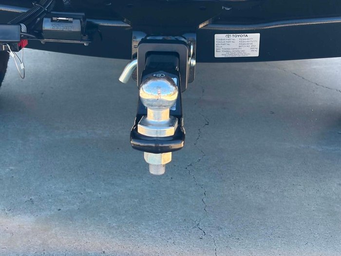 2021 Toyota Hilux SR5