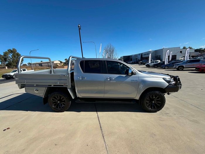 2021 Toyota Hilux SR5