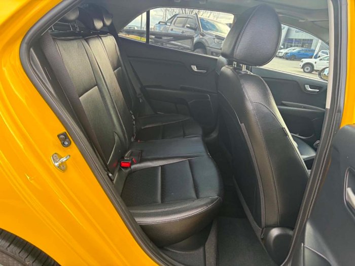 2022 Kia Rio SX