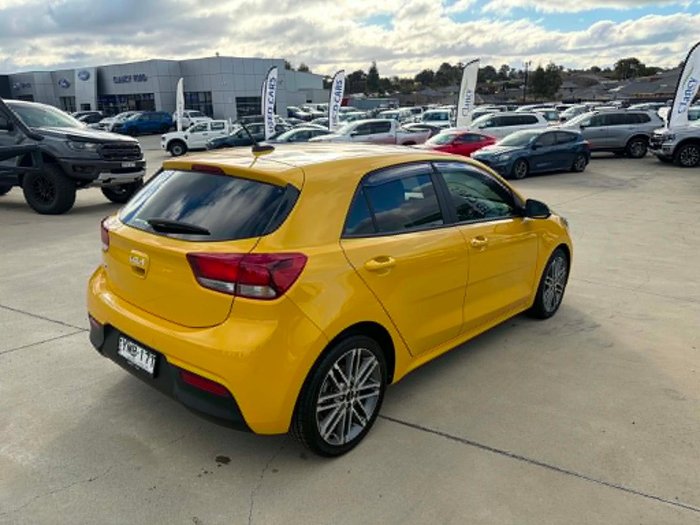 2022 Kia Rio SX