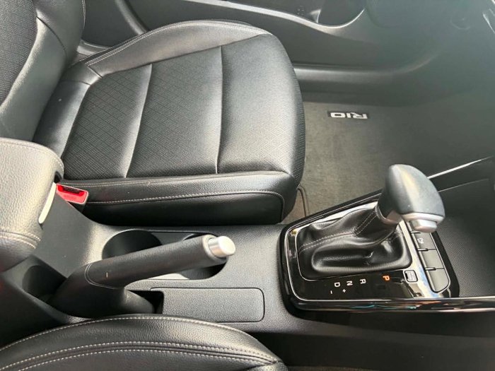 2022 Kia Rio SX