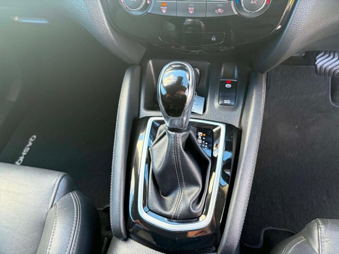 2018 Nissan QASHQAI ST-L
