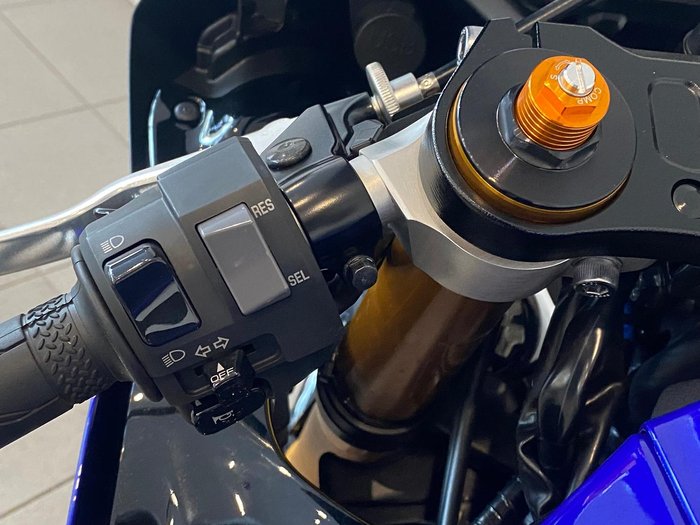 2024 Yamaha YZF-R7 LAMs YZF-R Blue