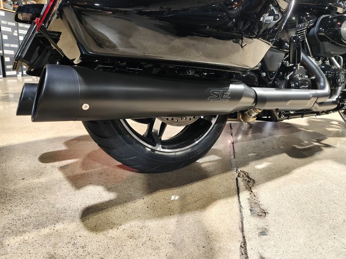 2026 HARLEY-DAVIDSON STREET GLIDE 117 (FLHX) ROAD VIVID BLACK