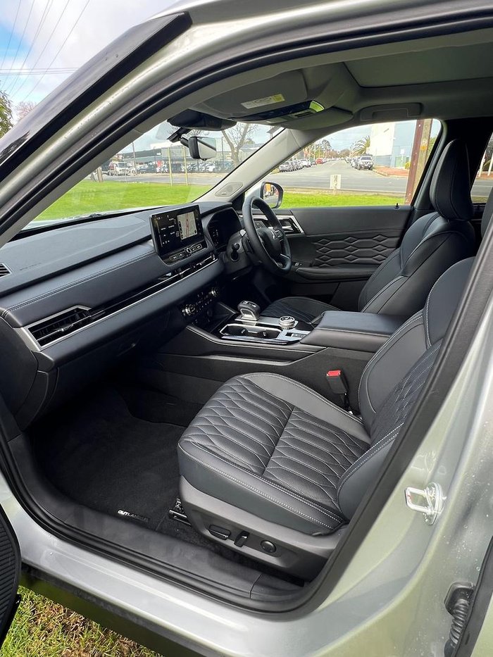 2025 Mitsubishi Outlander Exceed ZM MY25 AWD Sterling Silver