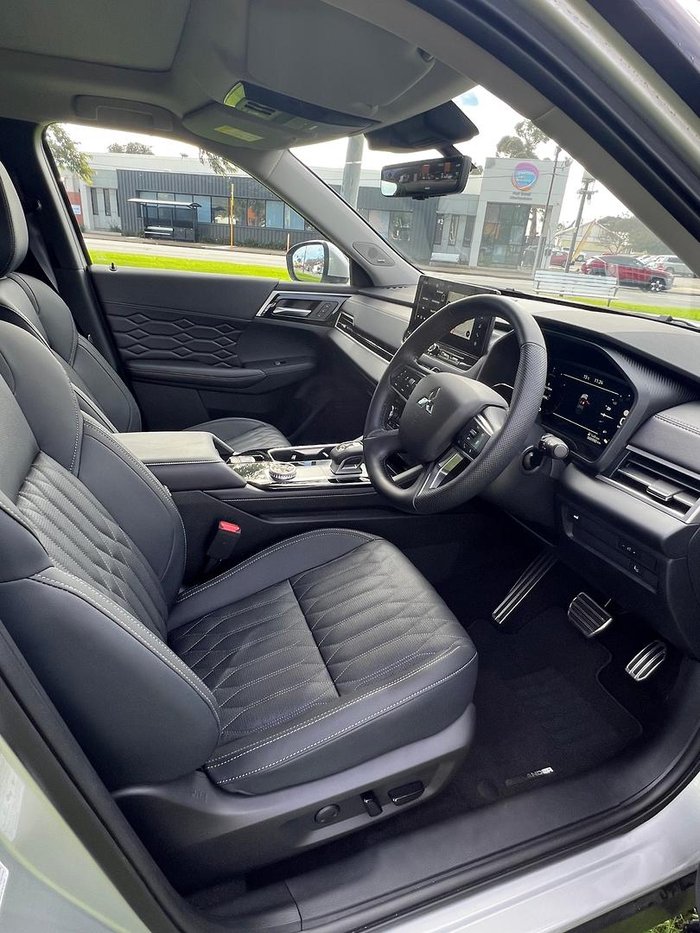 2025 Mitsubishi Outlander Exceed ZM MY25 AWD Sterling Silver