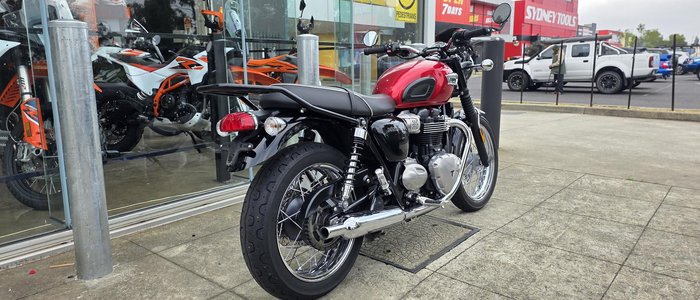 2019 Triumph Bonneville T100 (900cc) Bonneville Red