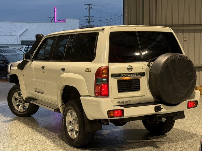 2012 Nissan Patrol ST