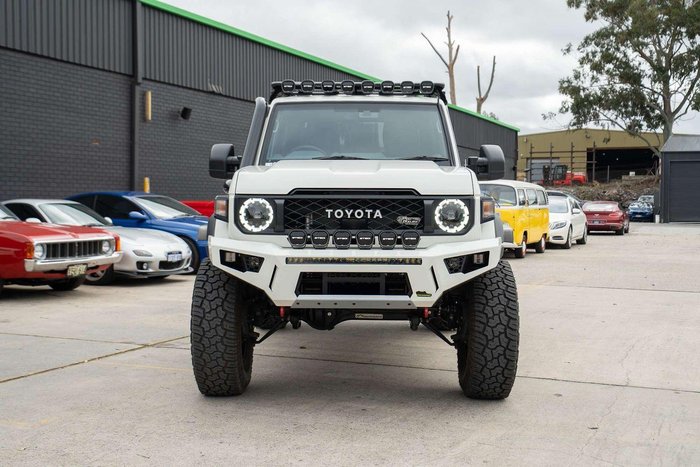 2025 Toyota Landcruiser GXL