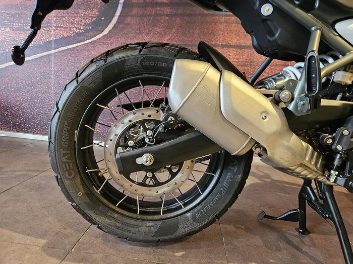 2024 Royal Enfield Himalayan 450 Himalayan White