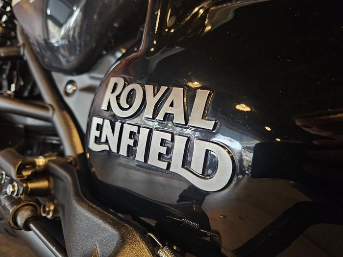 2025 Royal Enfield Shotgun 650 Shotgun White