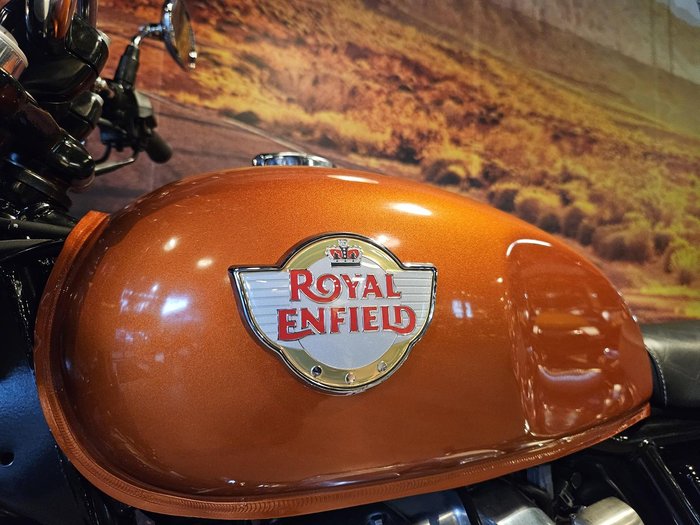 2022 Royal Enfield Interceptor 650 Classic 650 Twin Orange