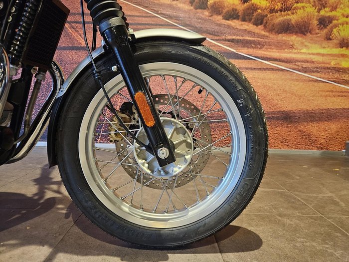 2022 Royal Enfield Interceptor 650 Classic 650 Twin Orange
