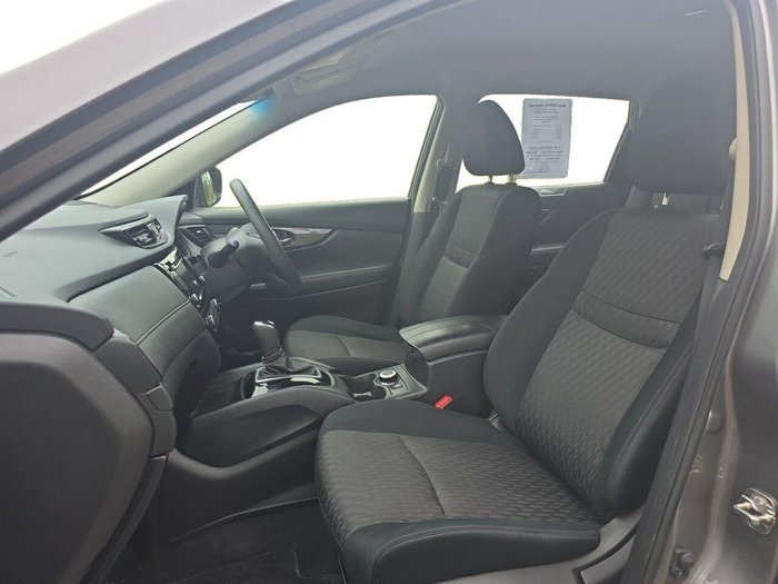 2022 Nissan X-TRAIL ST