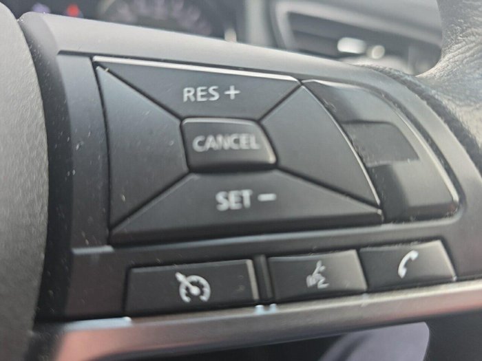 2022 Nissan X-TRAIL ST