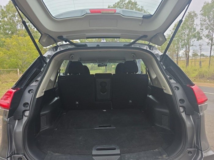 2022 Nissan X-TRAIL ST