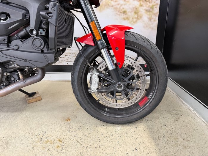 2022 DUCATI MONSTER + RED