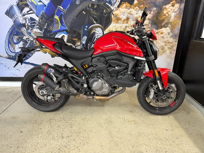 2022 DUCATI MONSTER +