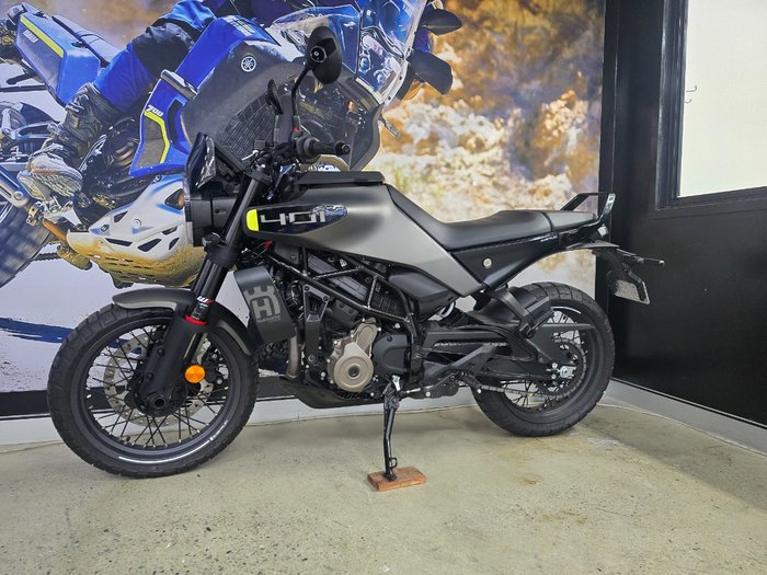 2025 HUSQVARNA SVARTPILEN 401 Grey
