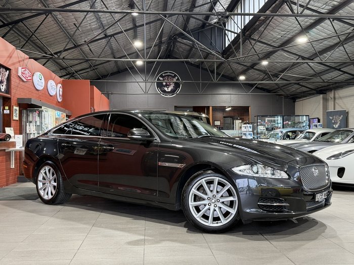 2012 Jaguar XJ Premium Luxury