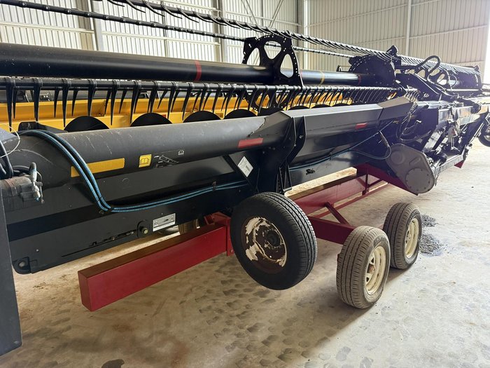 2017 MacDon D65