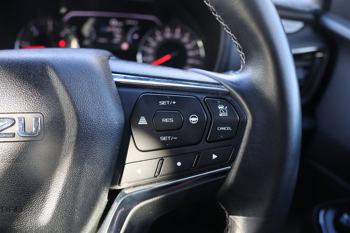 2023 Isuzu MU-X LS-T