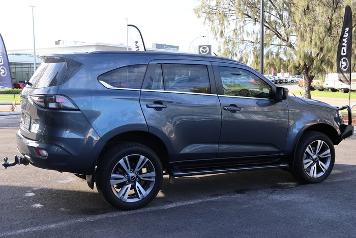 2023 Isuzu MU-X LS-T
