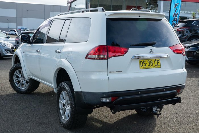 2014 Mitsubishi Challenger LS