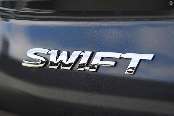 2026 Suzuki Swift Hybrid GLX