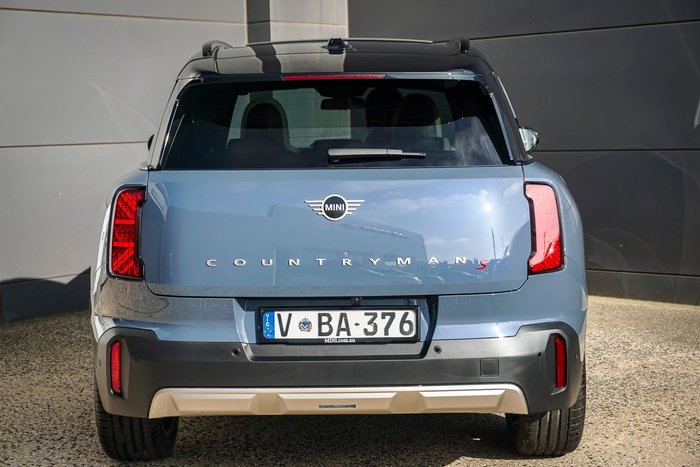 2025 MINI Countryman S Favoured