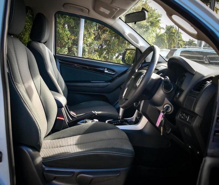 2021 Isuzu MU-X LS-U