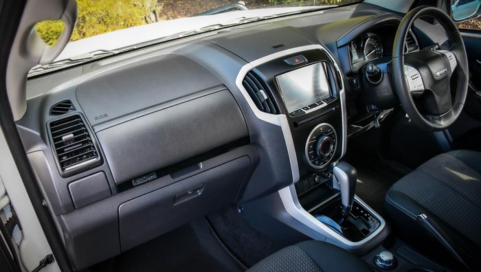2021 Isuzu MU-X LS-U