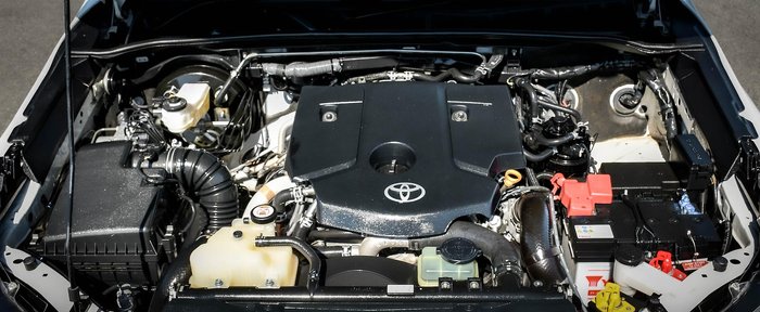 2022 Toyota Hilux SR