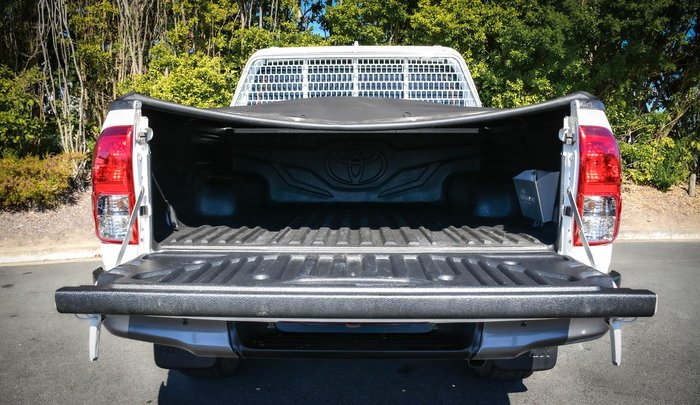 2022 Toyota Hilux SR