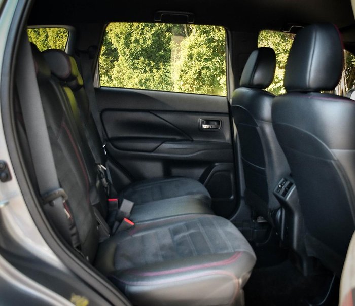 2021 Mitsubishi Outlander Black Edition
