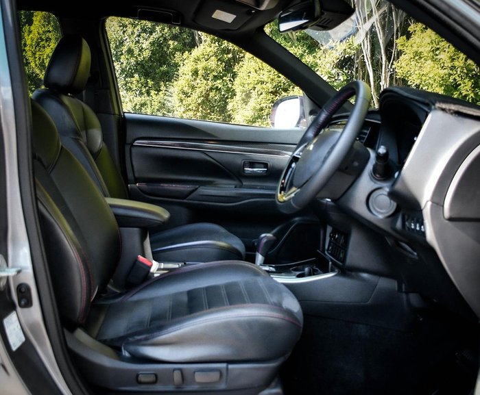 2021 Mitsubishi Outlander Black Edition