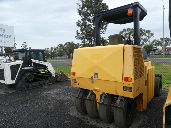 2010 Dynapac CP142