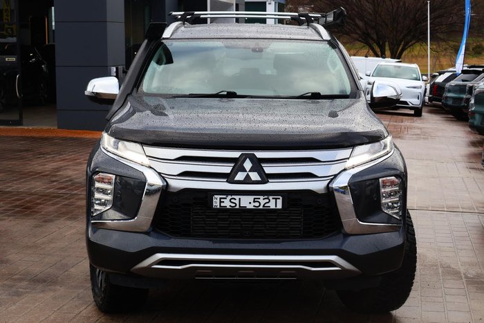 2022 Mitsubishi Pajero Sport Exceed