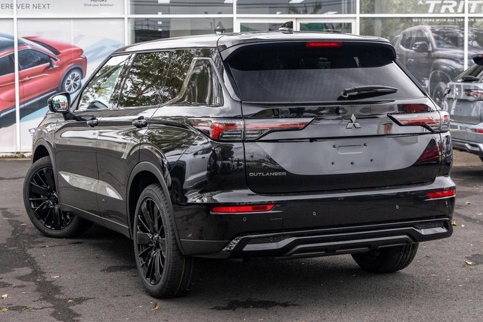 2026 Mitsubishi Outlander Black Edition