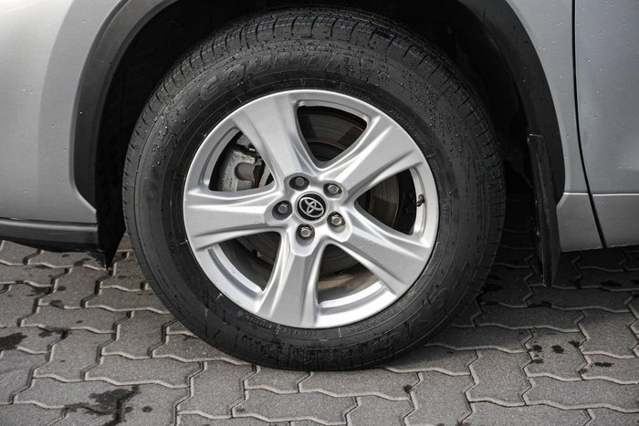 2024 Toyota Kluger GX